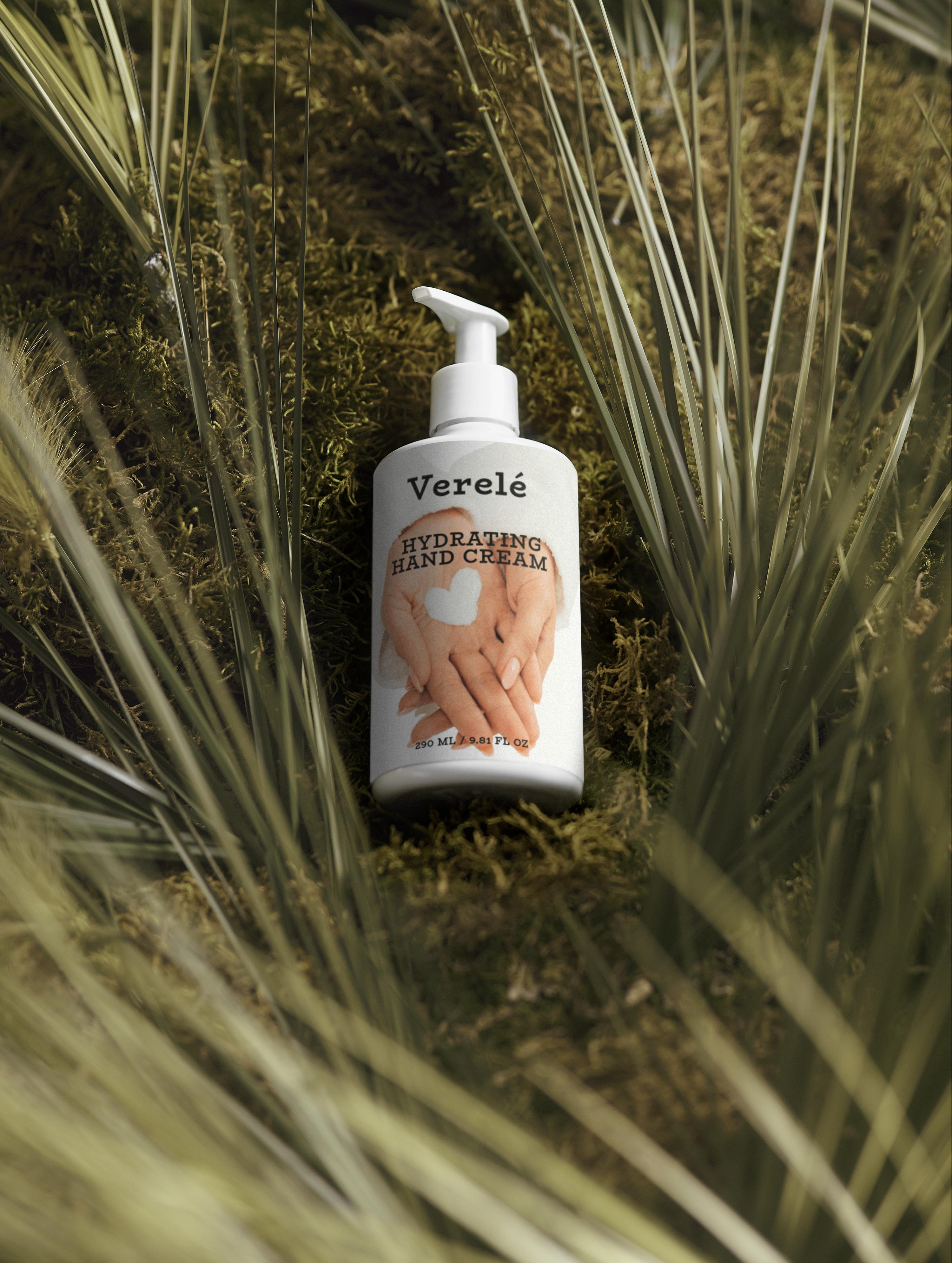 Hydrating Hand Cream with Vitamin E, Shea & Cocoa Butter – Nourishing & Natural Formula – COSMOS NATURAL Certified, Made in Europe by Verelé,  290 ml / 9.81 fl oz - Verele