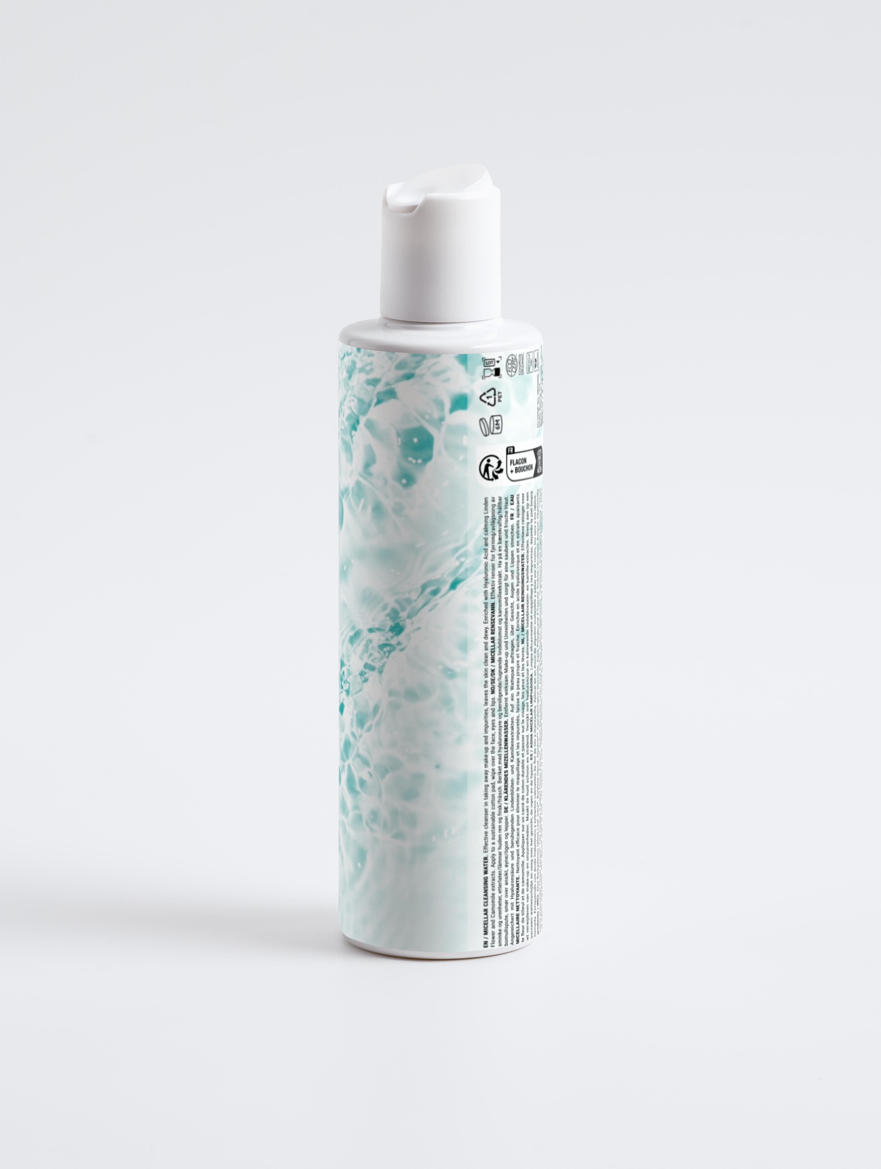 Hydrating Micellar Cleanser with Organic Aloe, Linden Flower & Hyaluronic Acid – Removes Makeup & Impurities – COSMOS ORGANIC Certified, Made from Natural Ingredients in Europe by Verelé, 200 ml / 6.76 fl oz - Verele