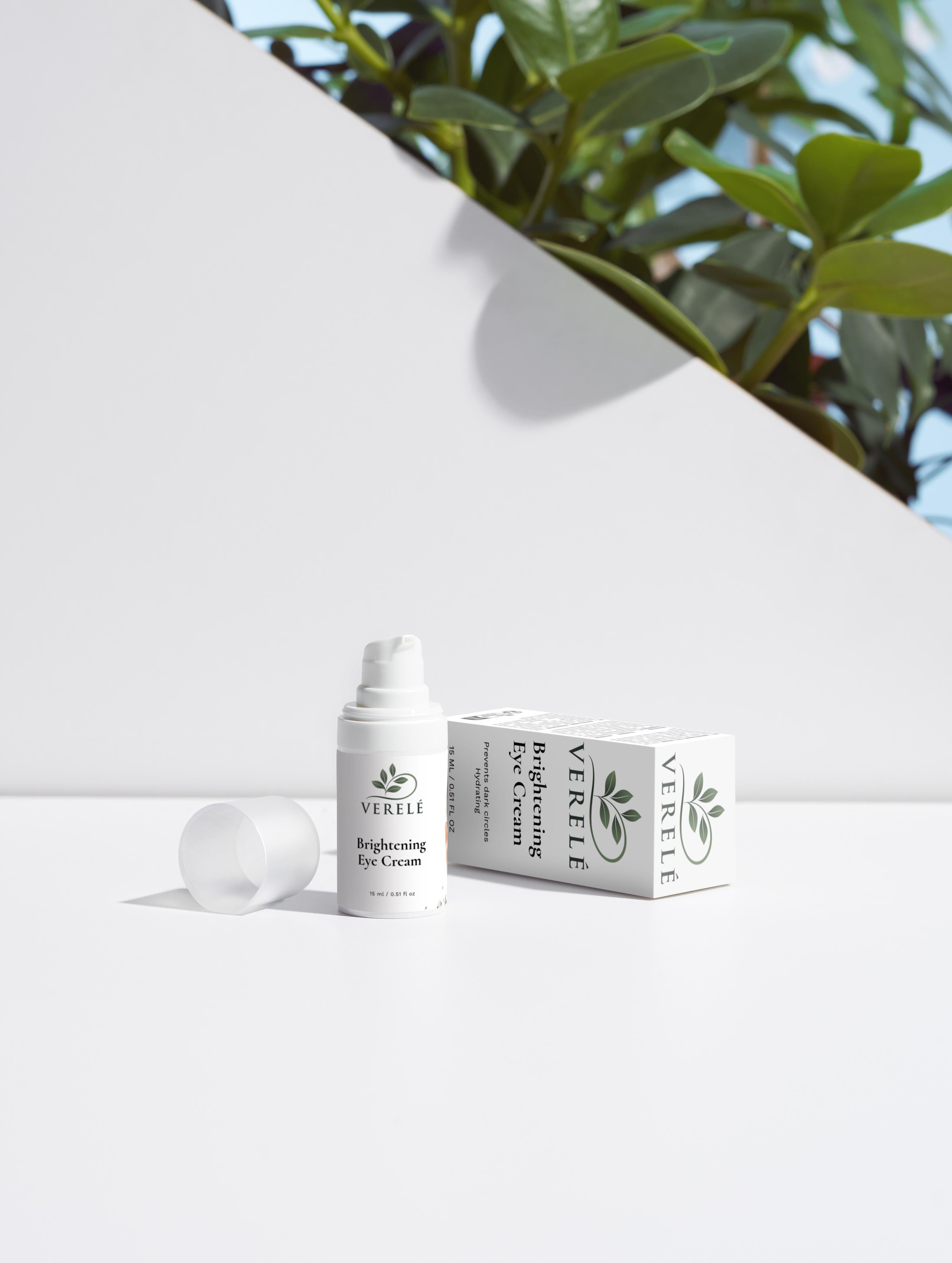 Brightening Eye Cream with Organic Plant Extracts & Hyaluronic Acid – Reduces Puffiness & Dark Circles – COSMOS NATURAL Certified, Made from Natural Ingredients in Europe by Verelé, 15 ml / 0.51 fl oz - Verele